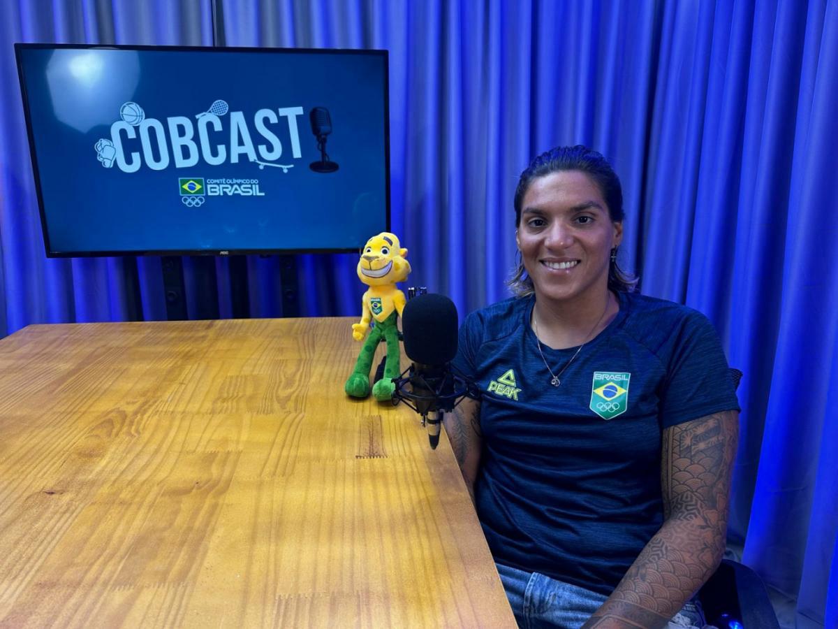 Ana Marcela Cunha é a convidada do segundo episódio do COBCast