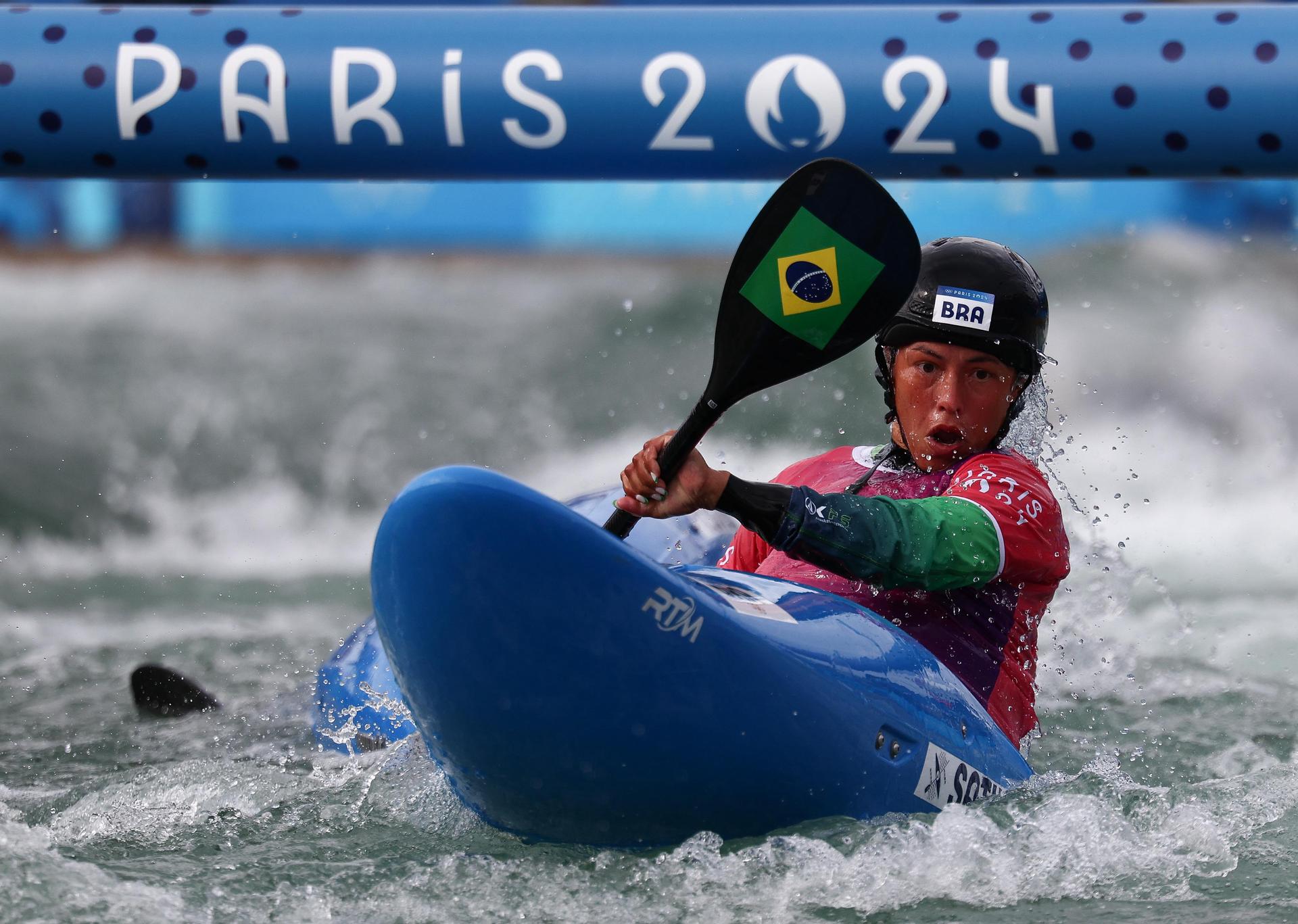 Canoagem Slalom - Ana Sátila. Foto Luiza Moraes COB