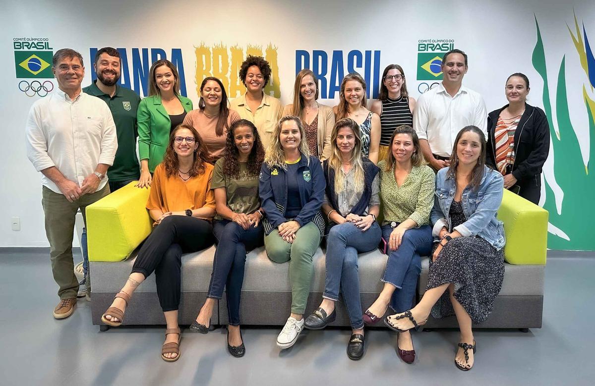 Comissão Mulher no Esporte do COB realiza reunião presencial e debate caminhos para o colegiado