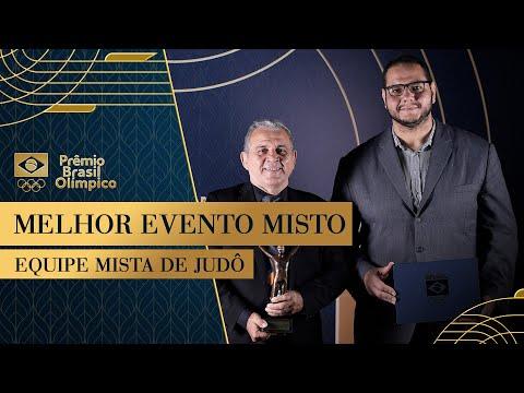 Equipe Mista de Judô recebe o prêmio Melhor Evento Misto