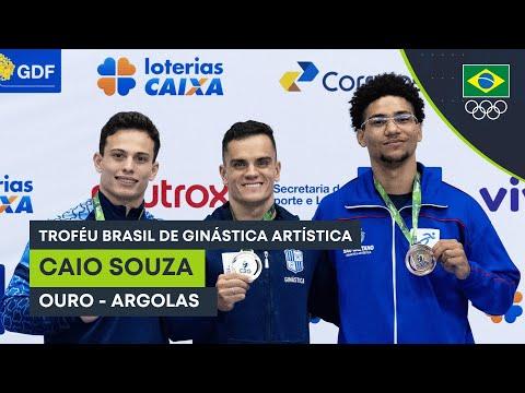 Caio Souza é campeão das argolas no Troféu Brasil de Ginástica Artística
