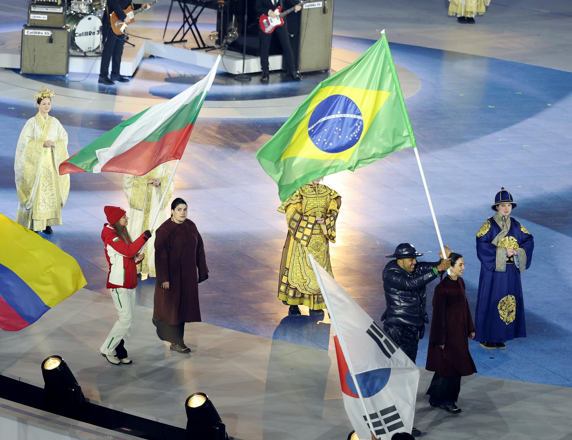 Na Cerimônia de Encerramento de Milão-Cortina 2026, a despedida de Edson Bindilatti