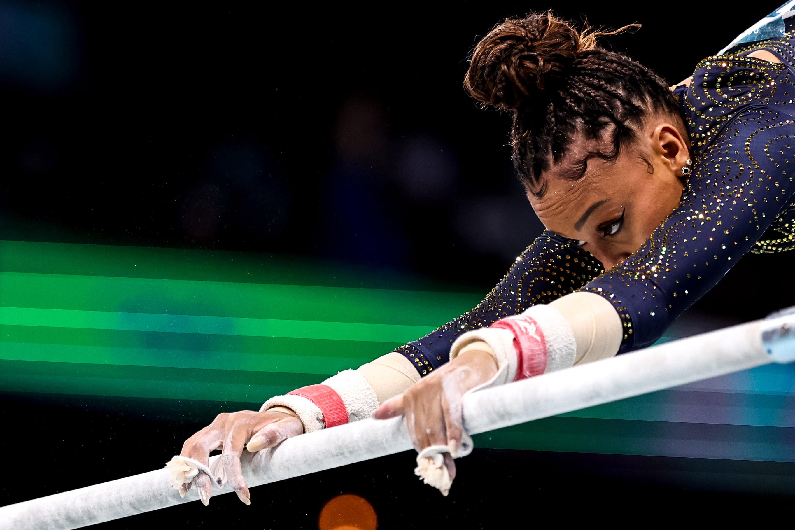 O Brasil conquistou a medalha de bronze, conquista inédita para a ginástica brasileira. Na foto, a ginasta Lorrane Oliveira. FOTO: Miriam Jeske/COB